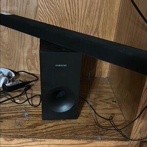 Samsung Black Soundbar and Subwoofer